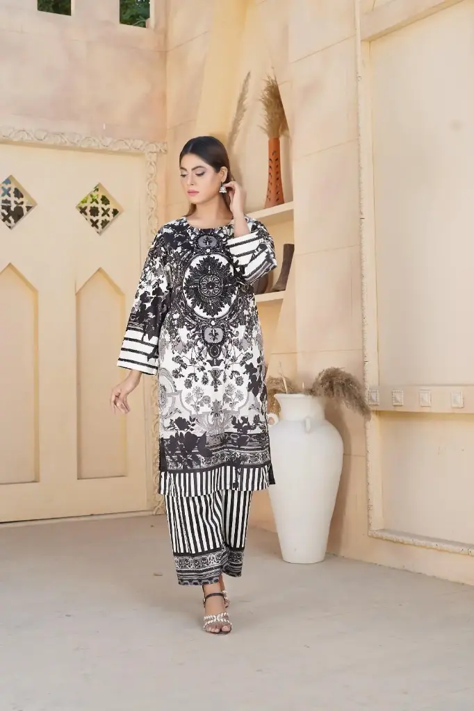 3 Pcs Women's Stitched Chiffon Plain Suit