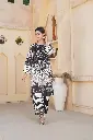 3 Pcs Women's Stitched Chiffon Plain Suit